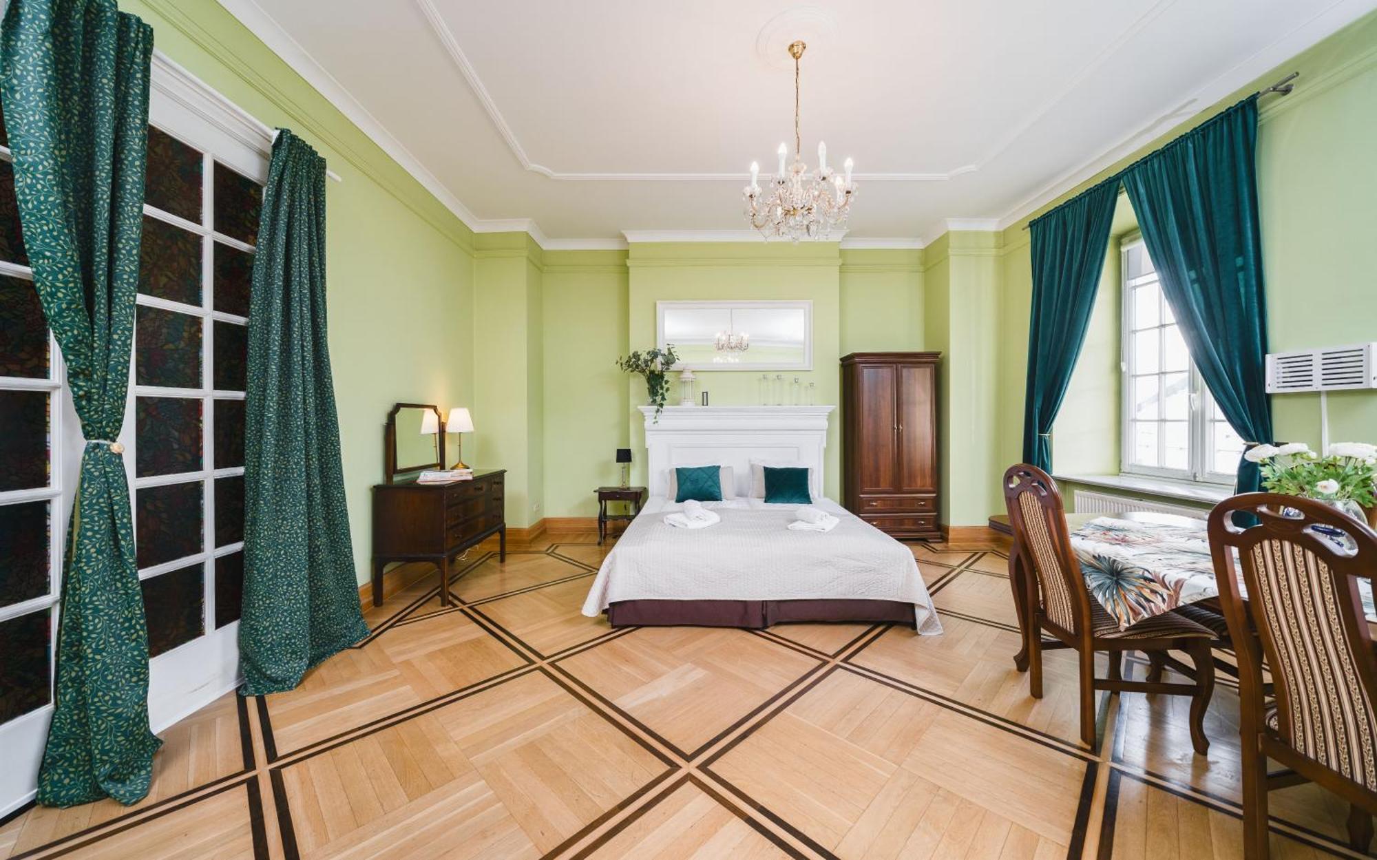 Apartamenty W Palacu Pod Baranami Krasków Eksteriør bilde