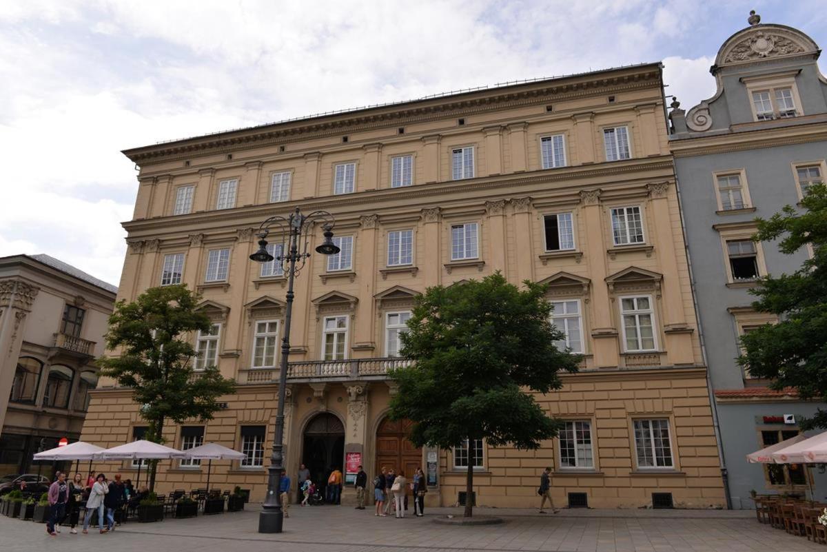 Apartamenty W Palacu Pod Baranami Krasków Eksteriør bilde
