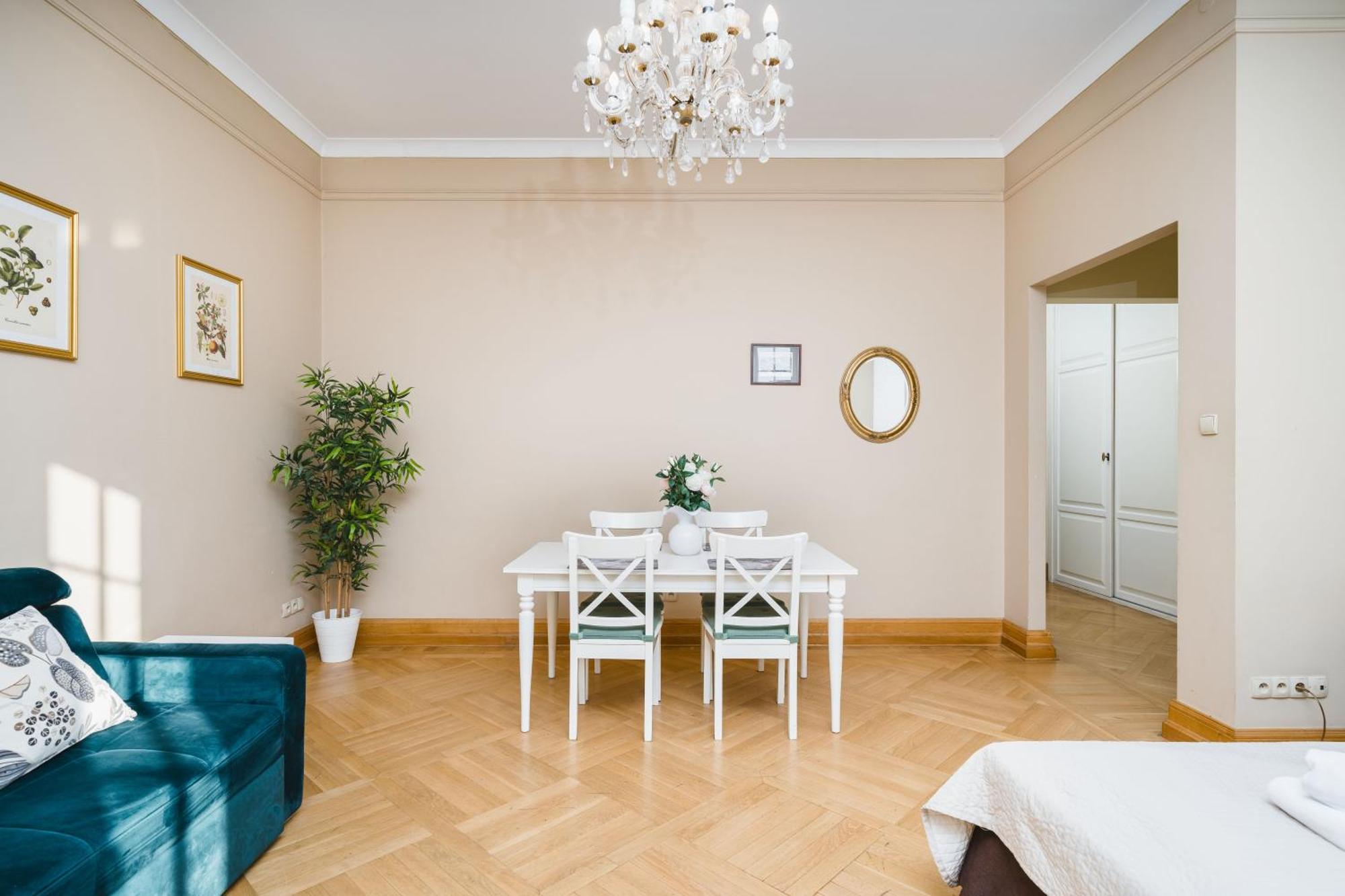 Apartamenty W Palacu Pod Baranami Krasków Eksteriør bilde