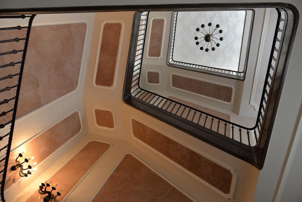 Apartamenty W Palacu Pod Baranami Krasków Eksteriør bilde