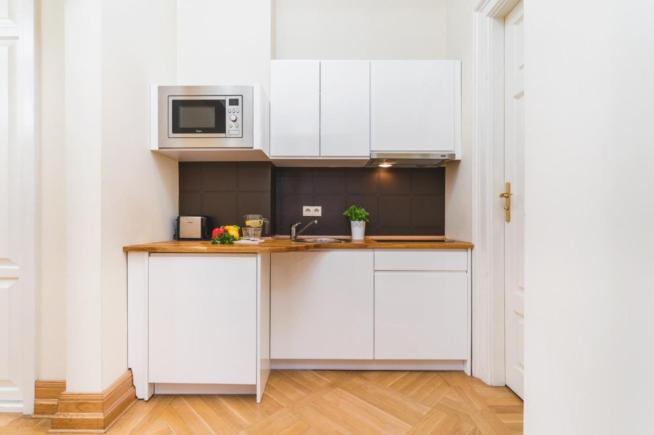 Apartamenty W Palacu Pod Baranami Krasków Eksteriør bilde